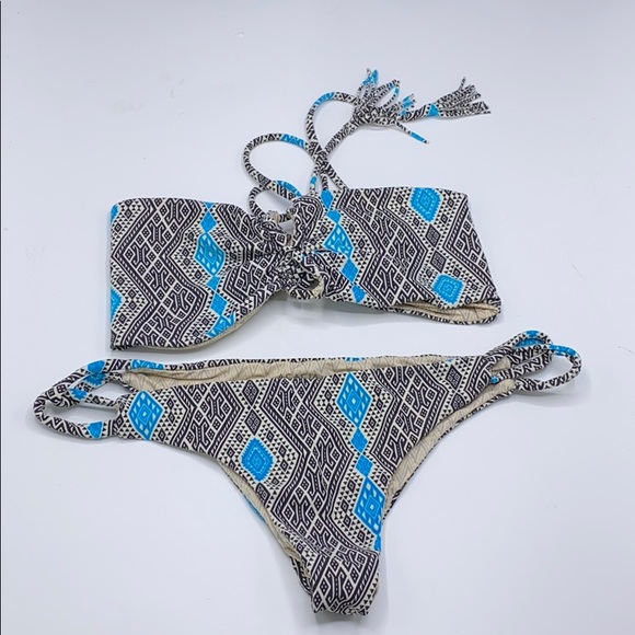 acacia swimwear Other - RARE original acacia swimwear Thai print set!